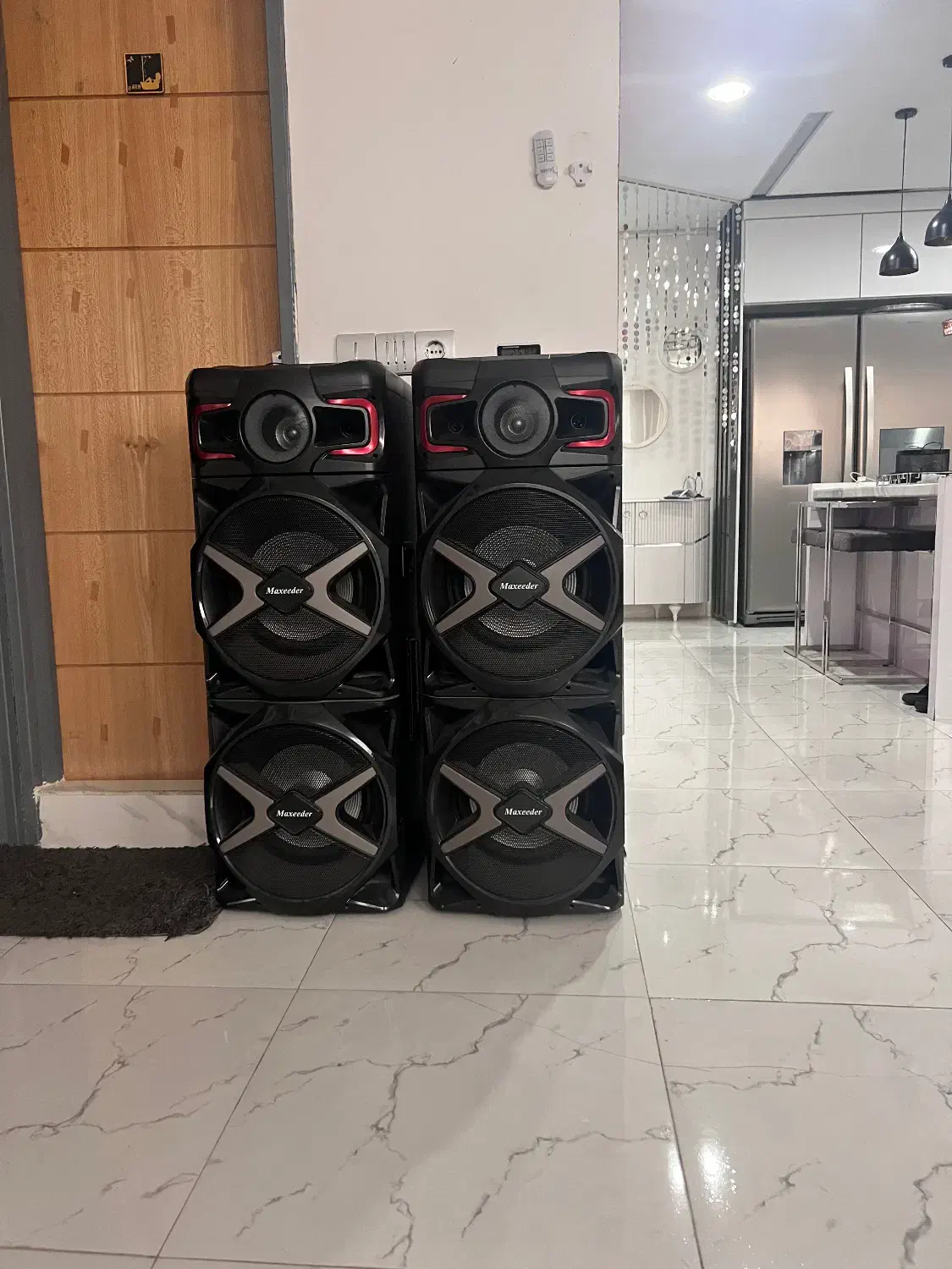 اسپیکر|سیستم صوتی خانگی|شاهینشهر, گزبرخوار|دیوار