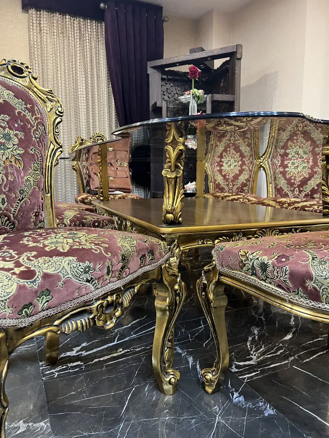 مبل و میزغذاخوری سلطنتی|مبلمان خانگی و میز عسلی|آمل, |دیوار