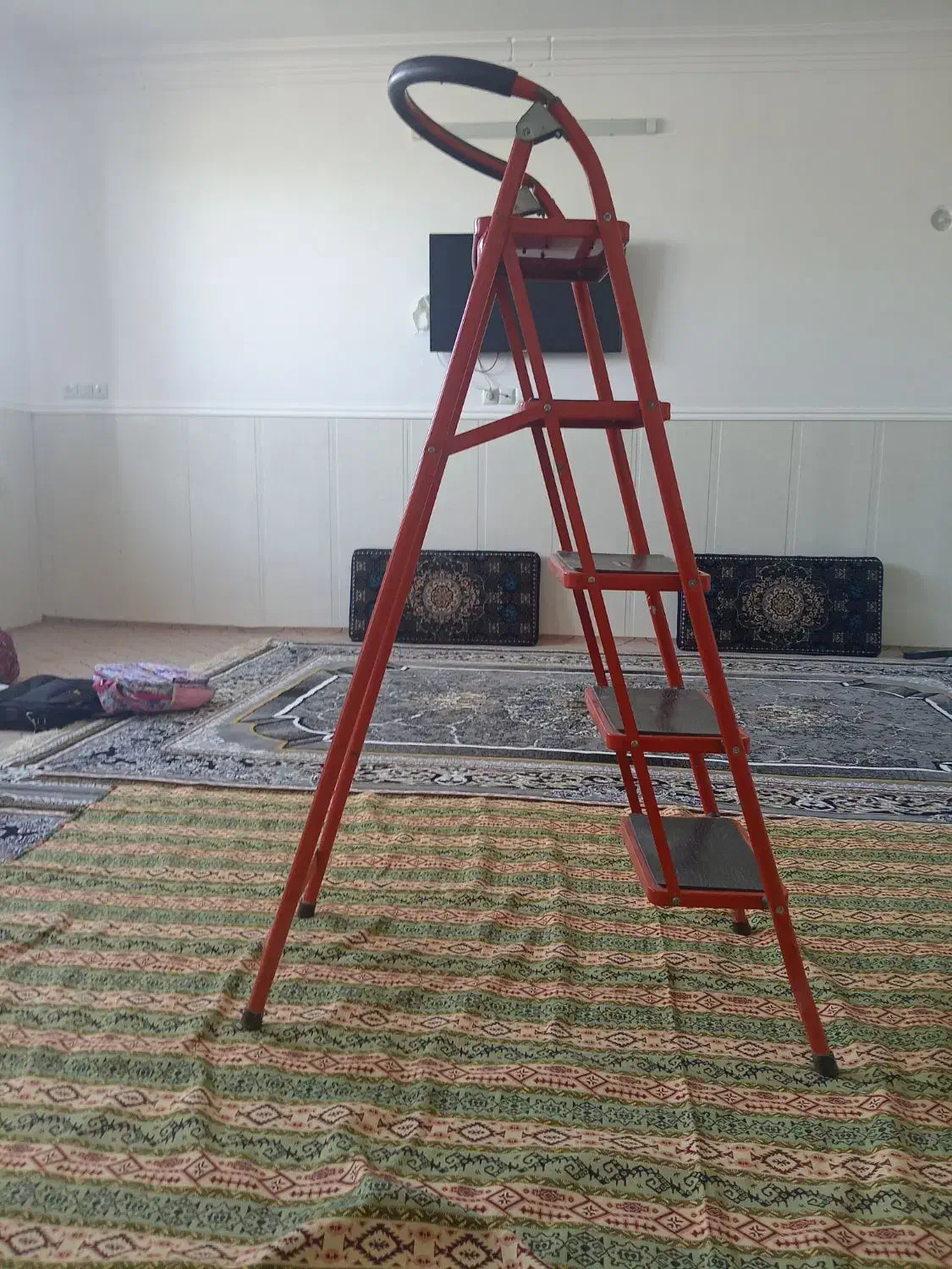 نردبان تاشو|مصالح و تجهیزات ساختمان|قم, تعویض پلاک|دیوار