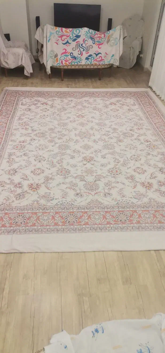 روکش فرش مخمل ۱۲ متری|روفرشی|همدان, |دیوار