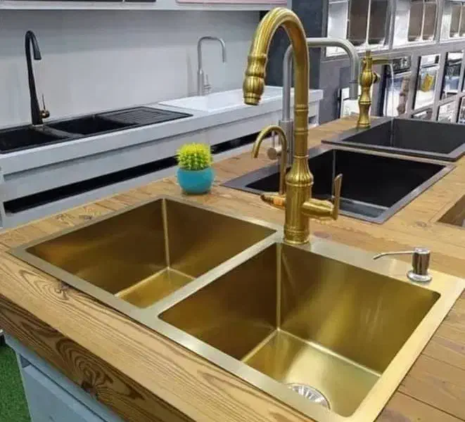 لوله کشی گاز آب، نصب وسرویس شیرآلات آبگرمکن فوری|خدمات پیشه و مهارت|بروجرد, |دیوار