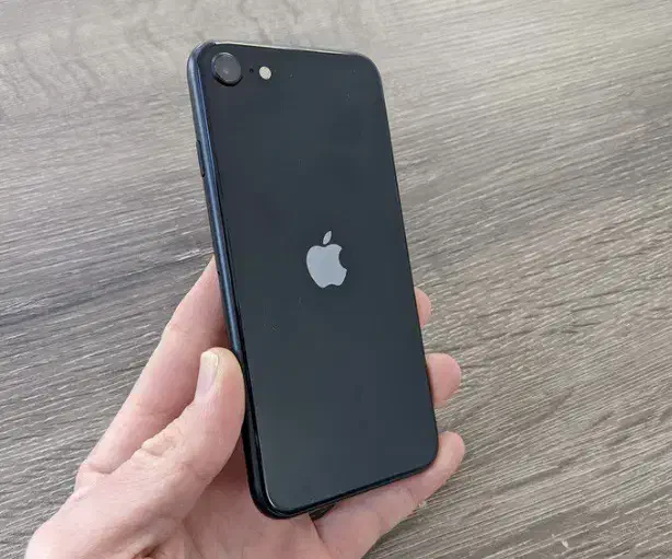 آیفون Se 2020|موبایل|تربت‌حیدریه, ۴۵ متری|دیوار