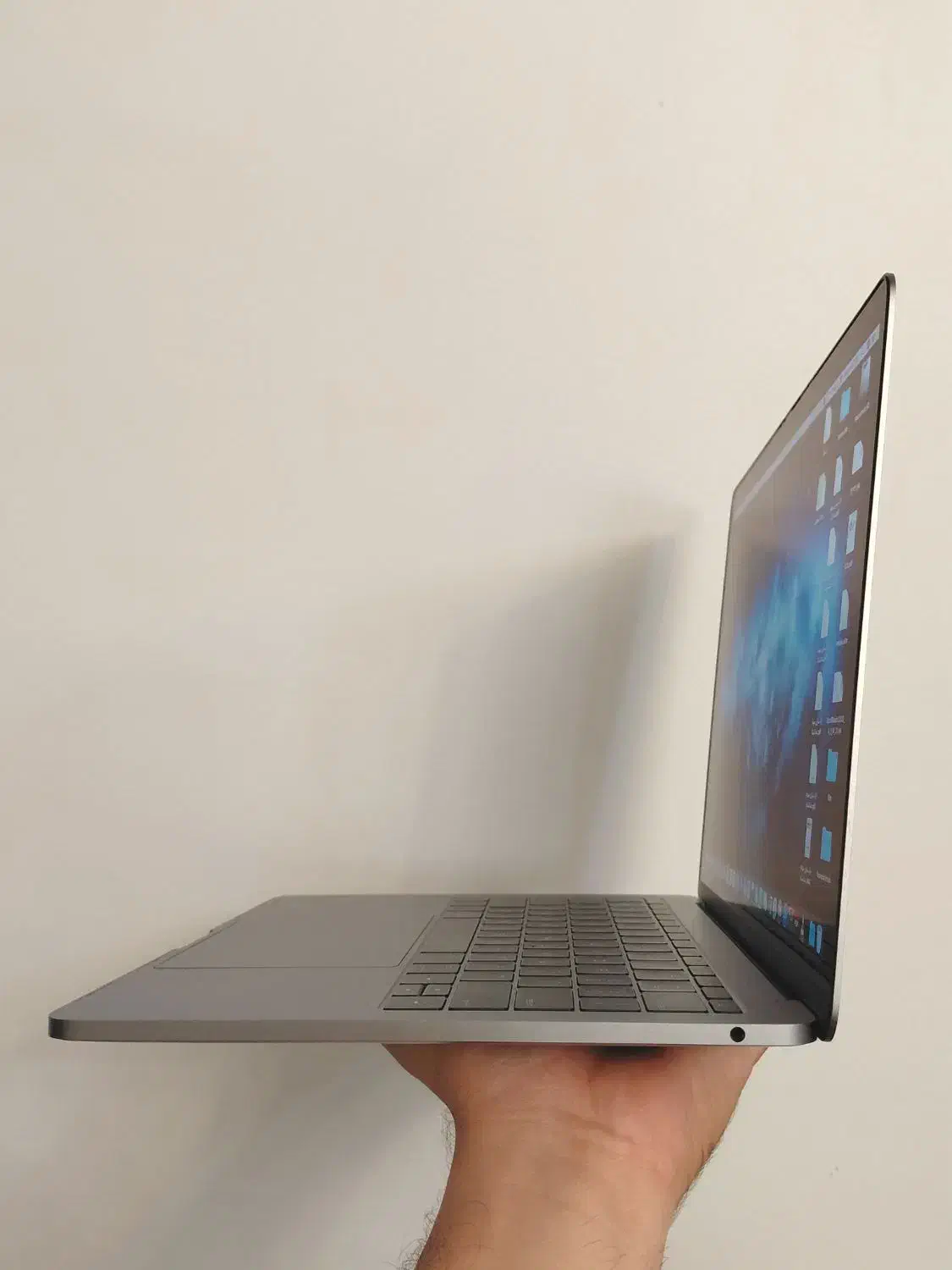 مکبوک پرو 13 اینچ/ تعداد دفعات شارژ فقط 83|رایانه همراه|کیش, |دیوار