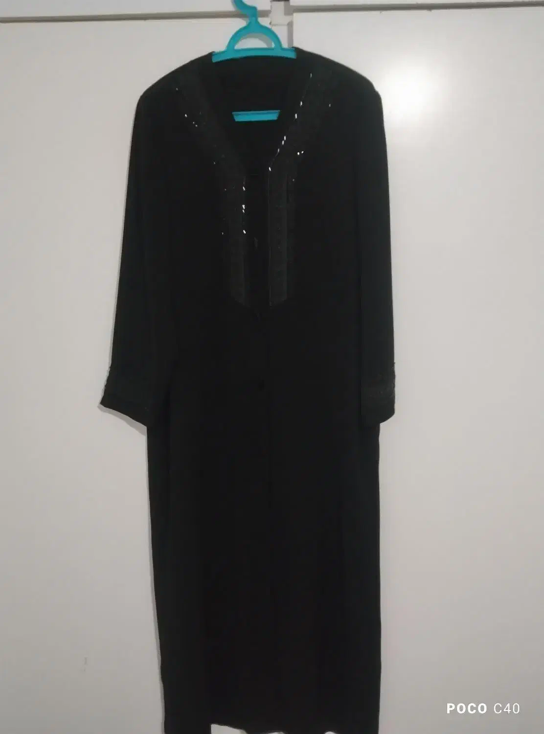 مانتو|لباس|مهاجران, |دیوار