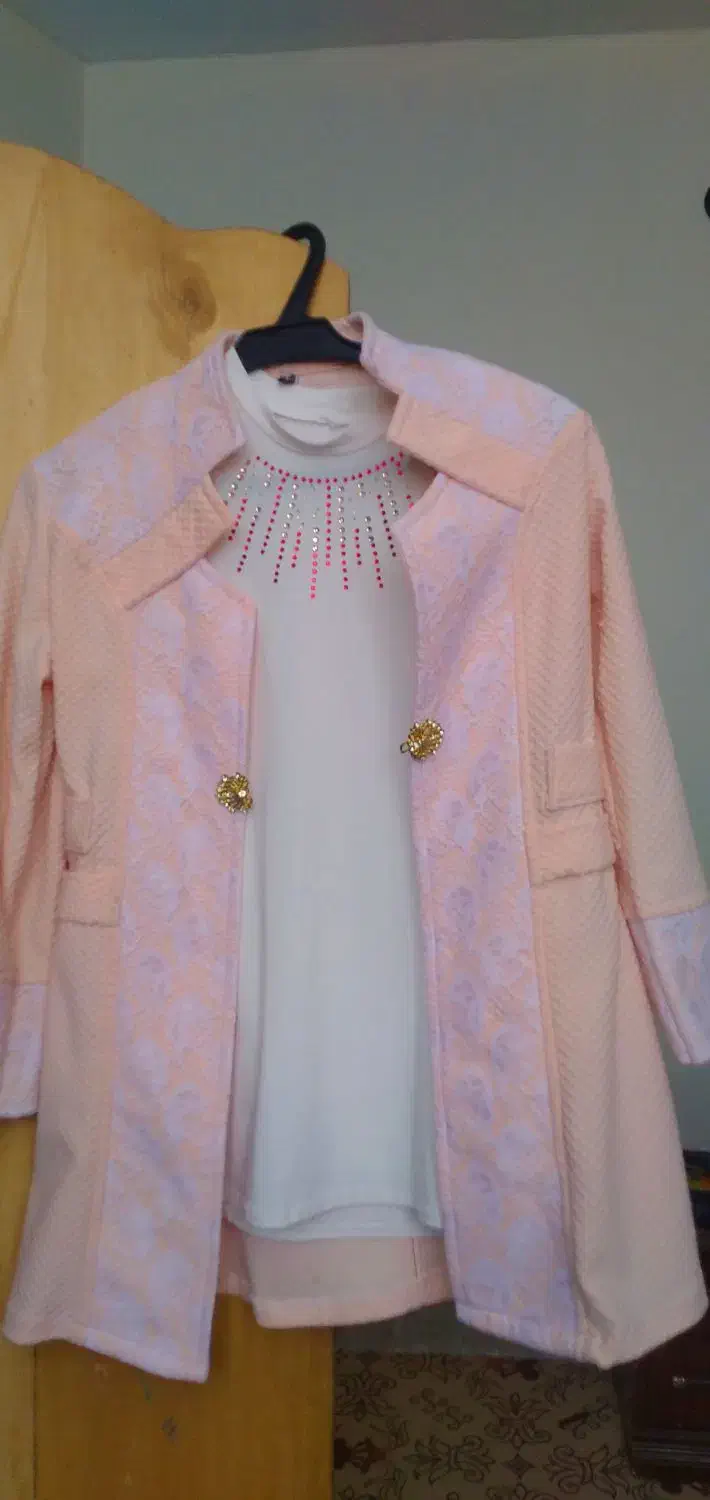 مانتو مجلسی وتاپ زیرش|لباس|فولادشهر, C5|دیوار