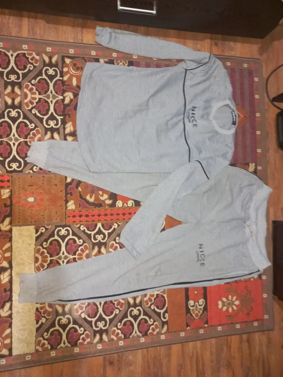 ست پاییزی طوسی رنگ شیک و در حد نو|لباس|رشت, استقامت ۱|دیوار