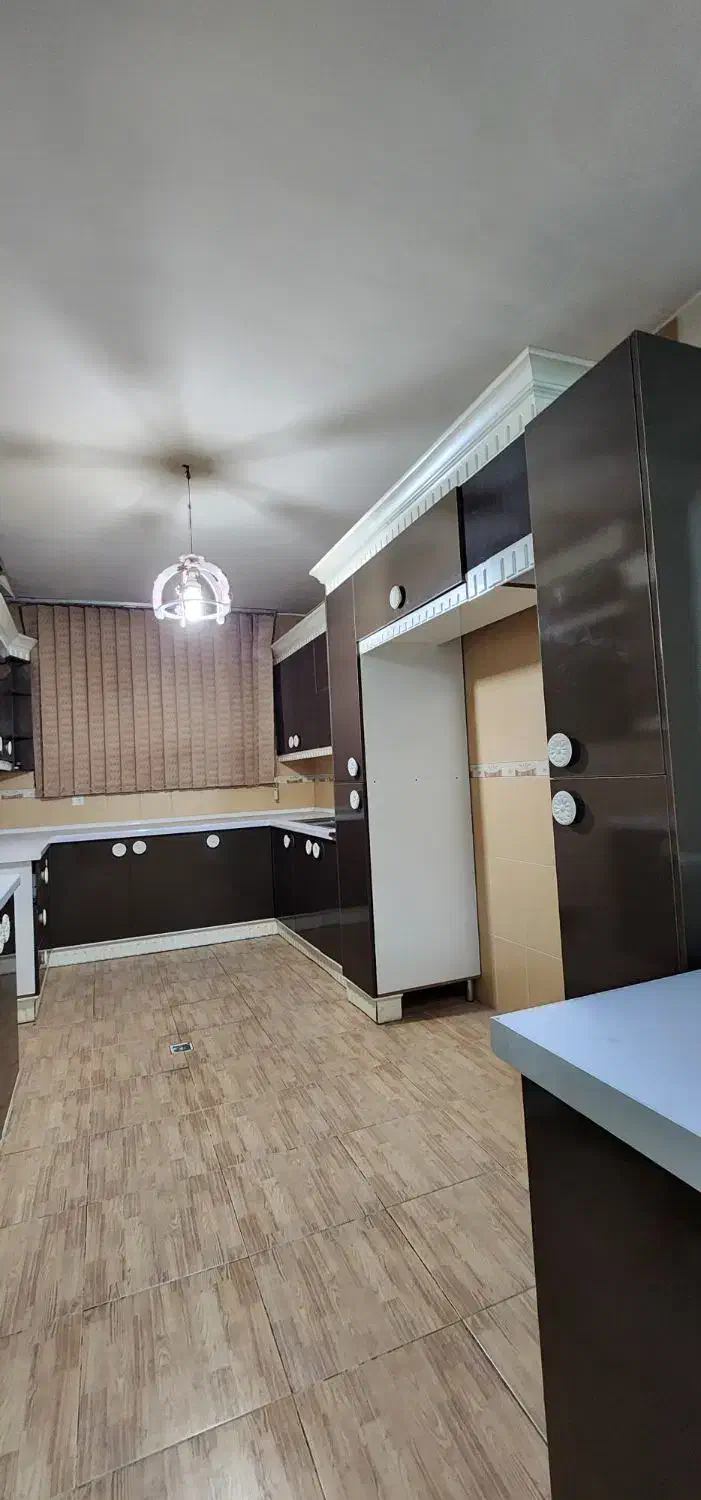 ۲۵۰ متر دلباز و دلاور در عطار ۲|اجارهٔ خانه و ویلا|شاهین‌شهر, عطار|دیوار