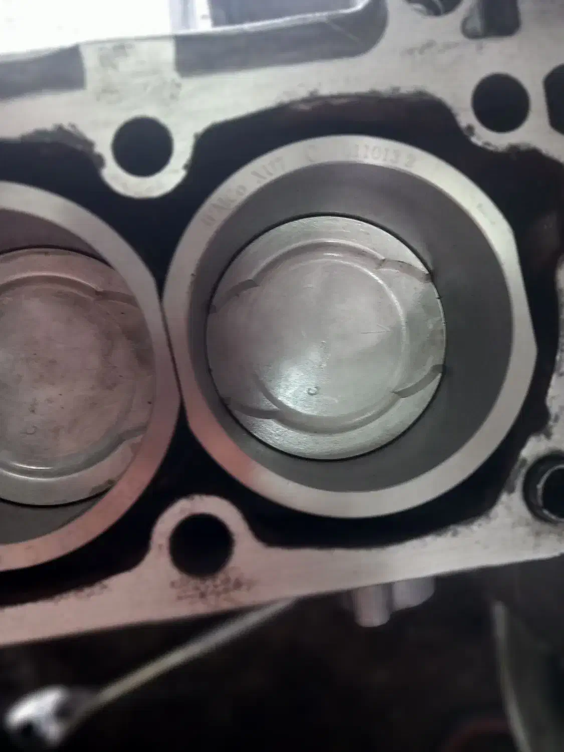 2000موتور سرسیلندر  میلنگ پیستون شاتون|قطعات یدکی و لوازم جانبی|نجف‌آباد, حومه نجف آباد|دیوار