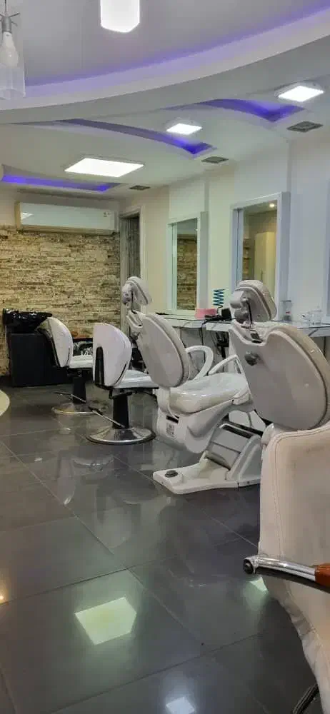 اجاره سوییت سر خیابان اصلی گلسار جنب هایپر احمدی|اجارهٔ مغازه و غرفه|رشت, بلوار گیلان|دیوار