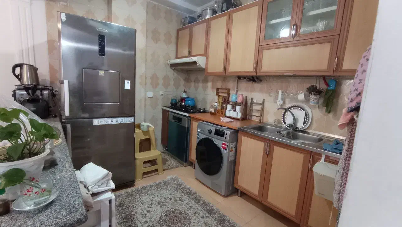 منطقه۶ لاله ۴ / آسانسوردار ۱۲ واحدی / طبقه ۳|فروش آپارتمان|محمدیه-قزوین, |دیوار