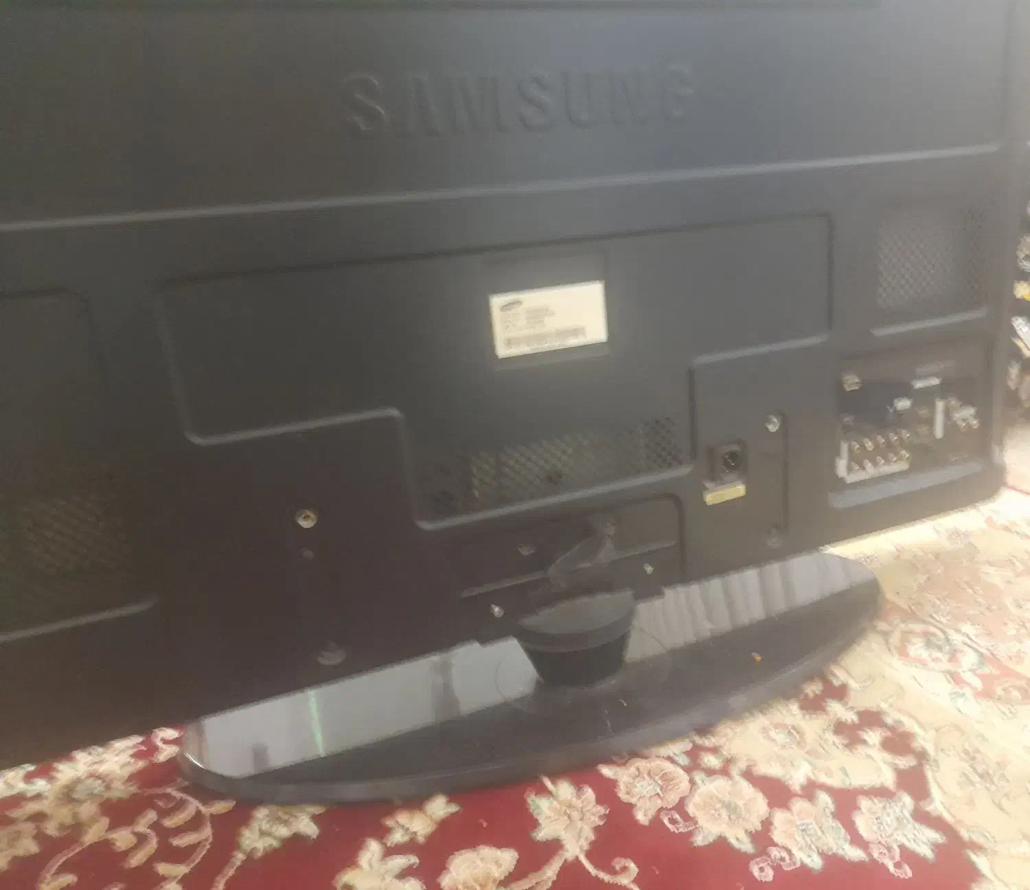 تلویزیون ال سی دی|تلویزیون و پروژکتور|قم, قلعه عموحسین|دیوار