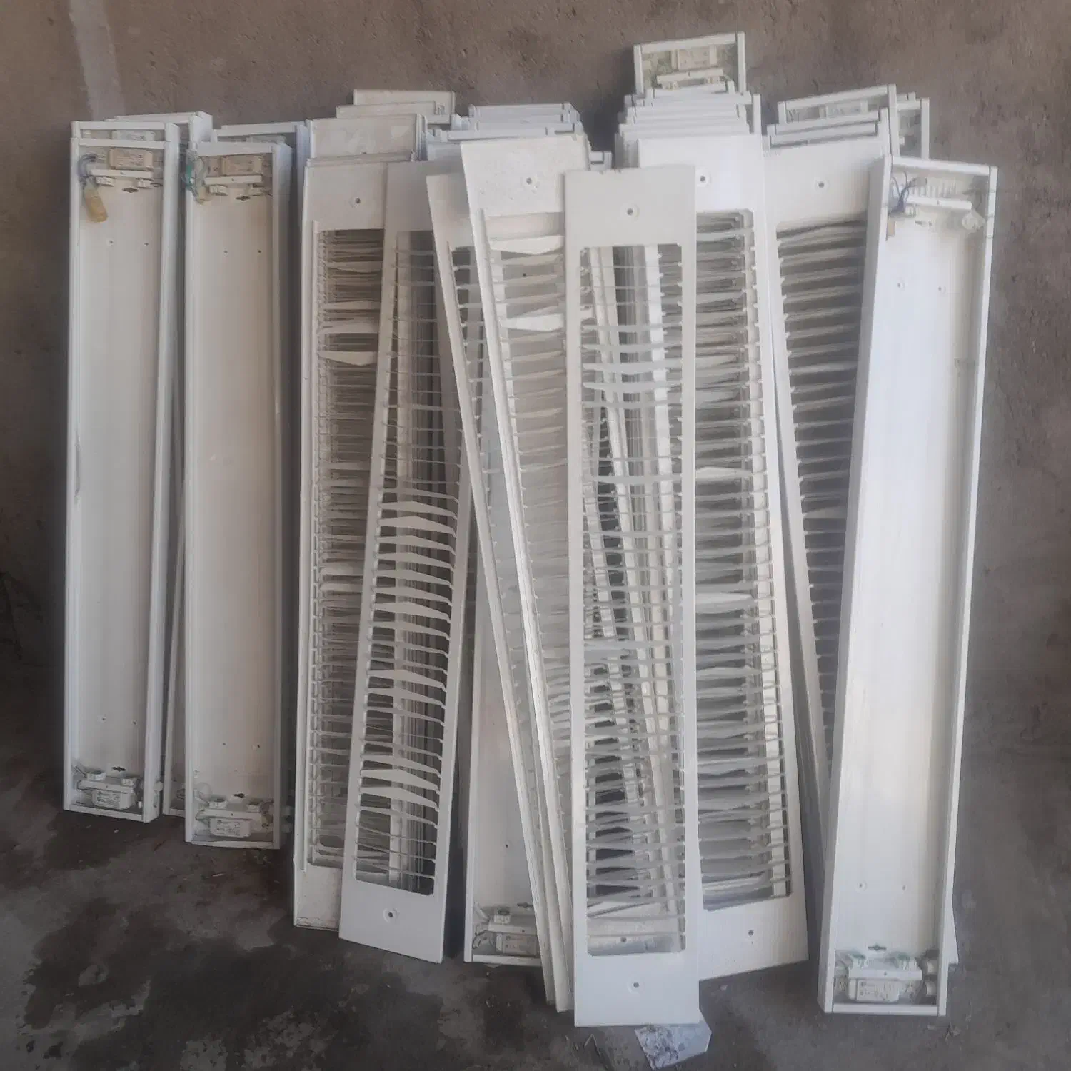 مهتاب|لامپ و چراغ|فامنین, |دیوار