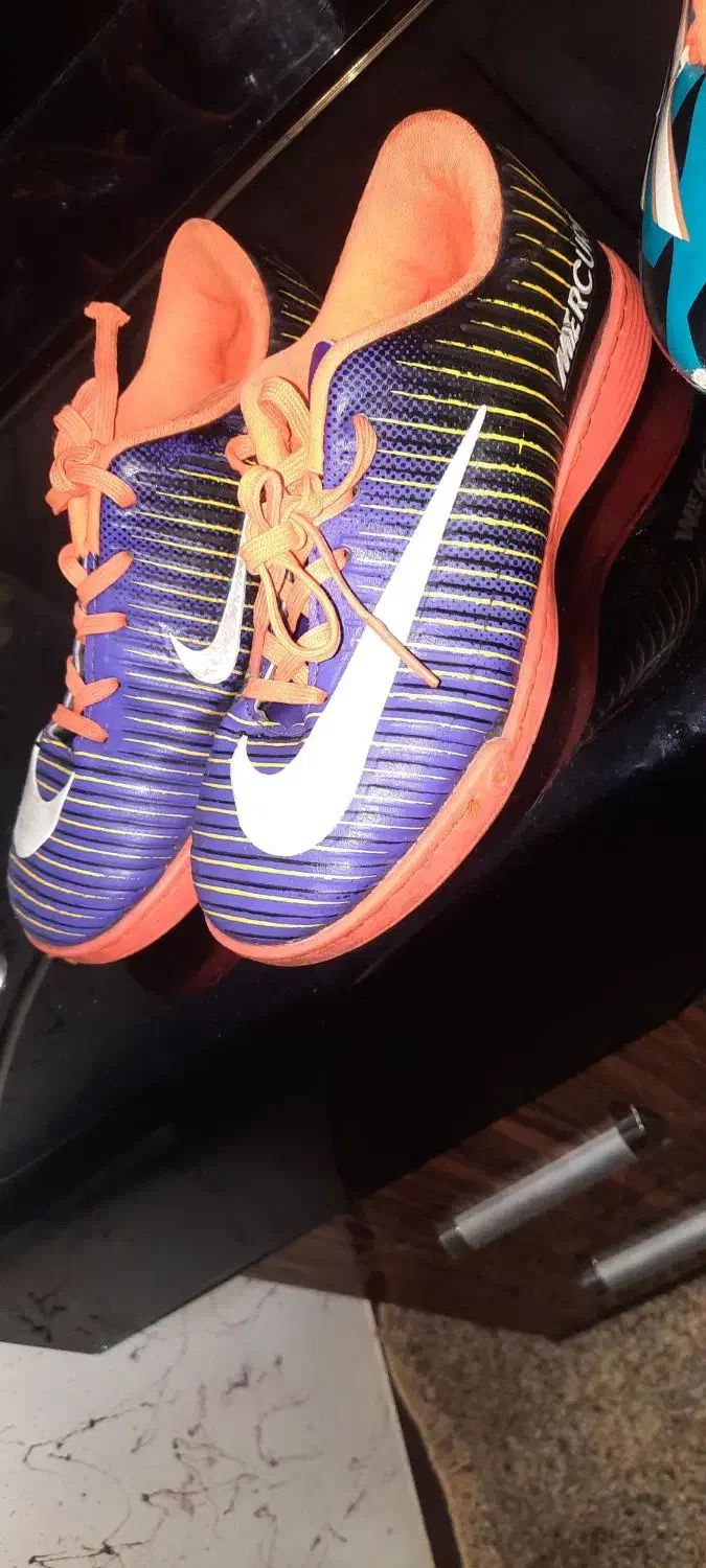 کفش ورزشی درحدنوخوش رنگ وعالی باکیفیت وبادوام|کیف، کفش، کمربند|یاسوج, |دیوار