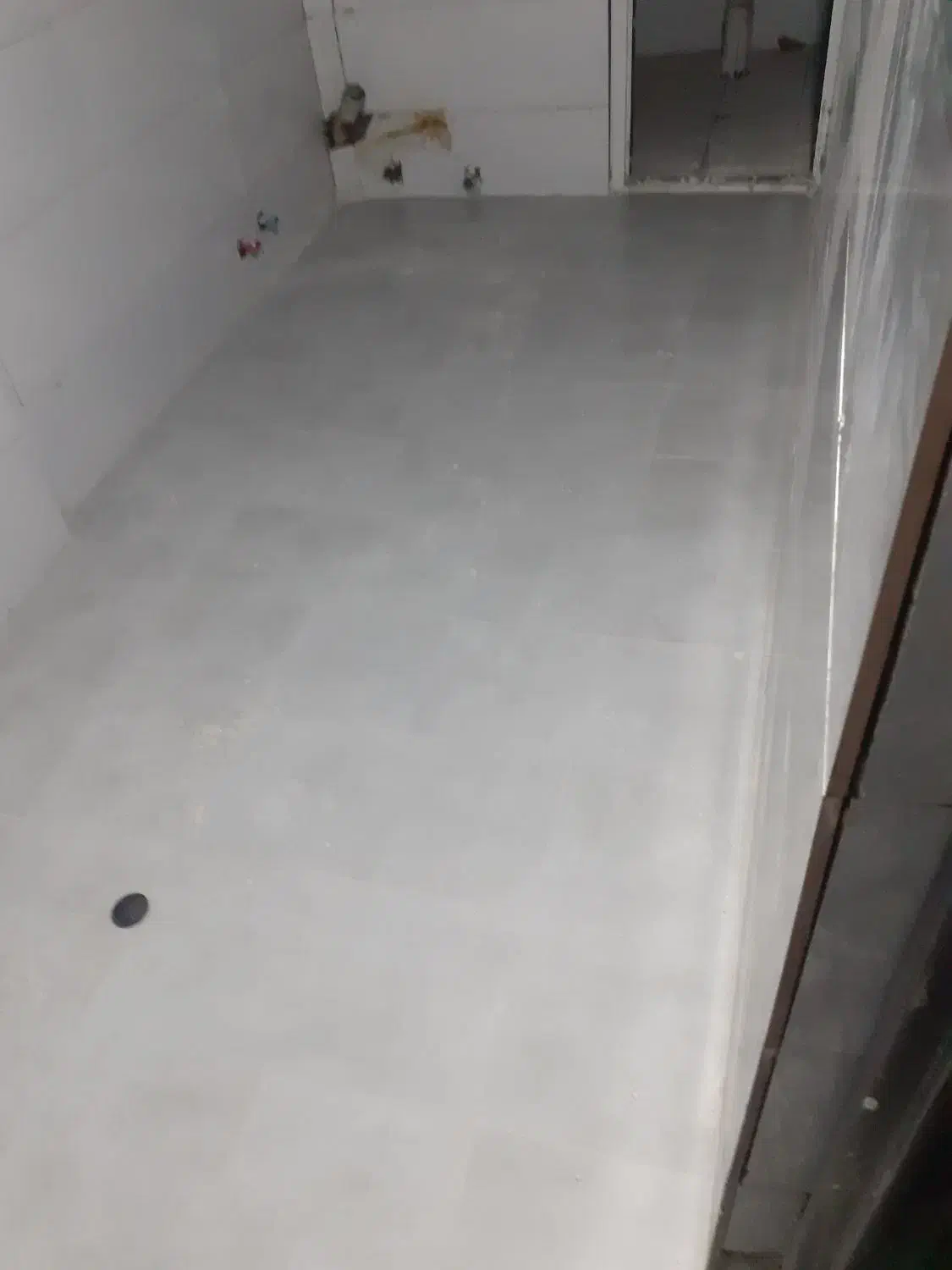 انجام کارهای کاشی و سرامیک در اسرع وقت|خدمات پیشه و مهارت|اسفراین, |دیوار