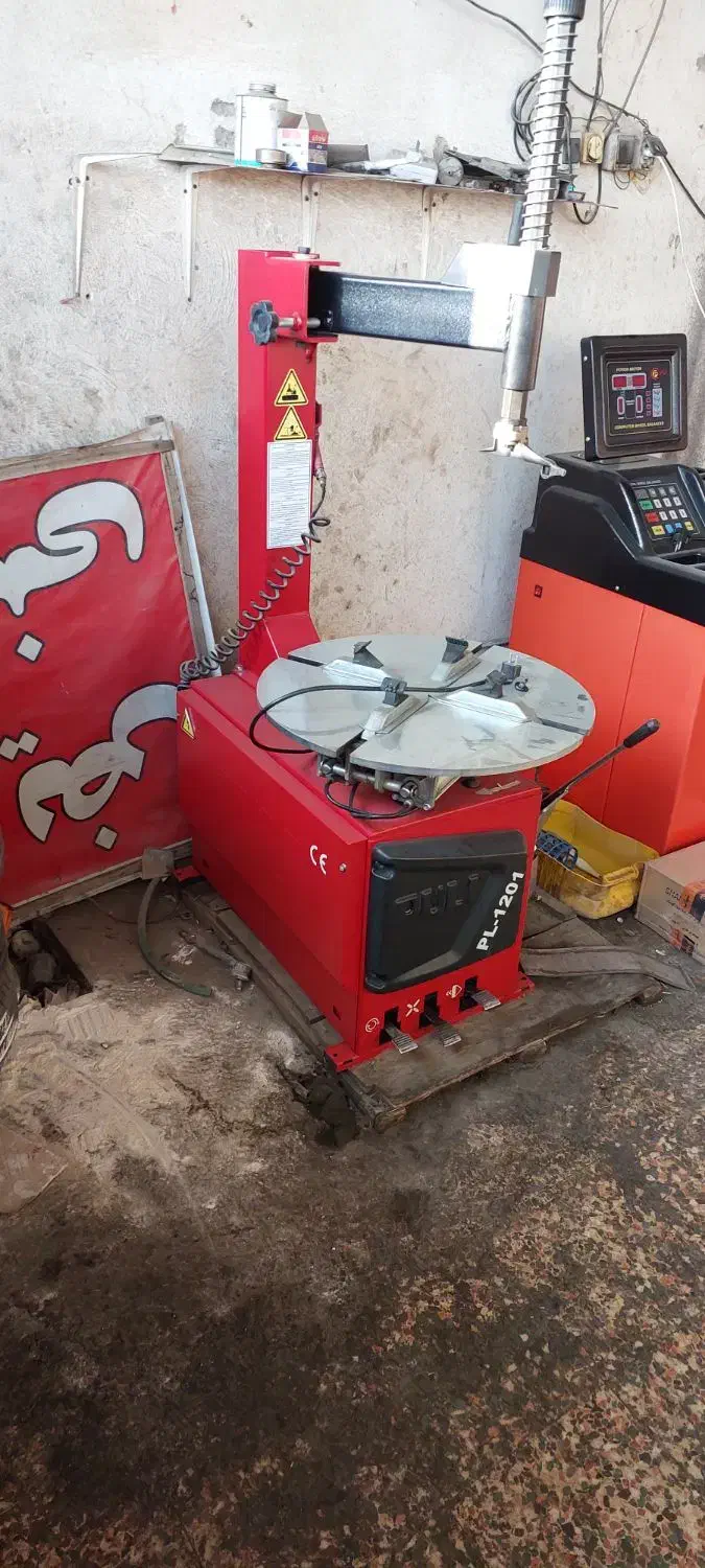 وسایل پنچر گیری لاستیک درار . کمپرس باد|ماشینآلات صنعتی|یاسوج, |دیوار