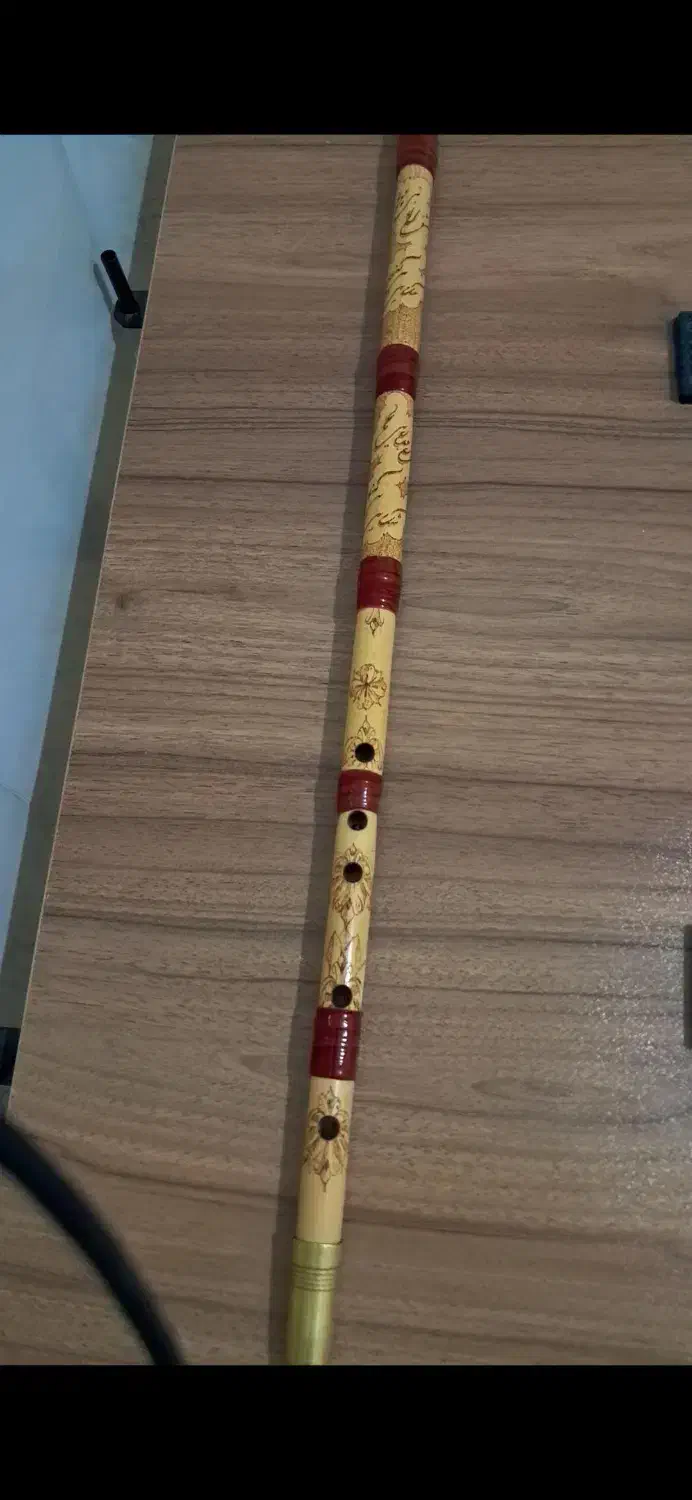 نی.|سازهای بادی|قم, شهرک توانیر|دیوار