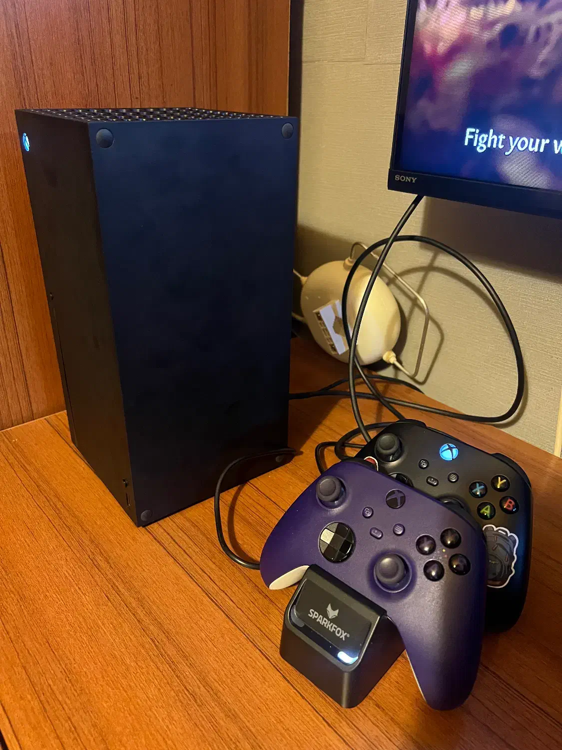 ایکس باکس سریه X دیسک خور با دو دسته در حد صفر|کنسول، بازی ویدئویی و آنلاین|رشت, گلسار|دیوار