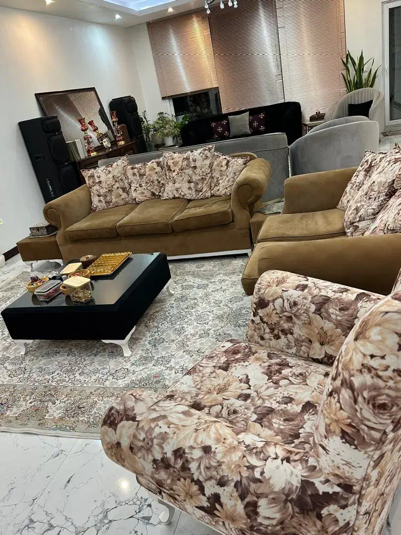مبل ۷ نفره|مبلمان خانگی و میز عسلی|محمدشهر, همایون ویلا|دیوار