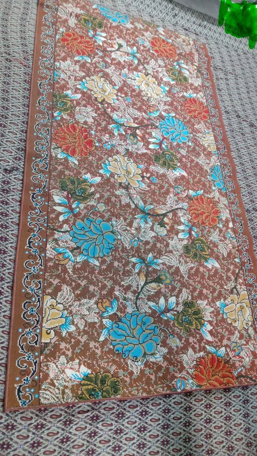 گلیم در حد نو شسته شده تمیز|گلیم، جاجیم، گبه|رشت, حومه رشت|دیوار