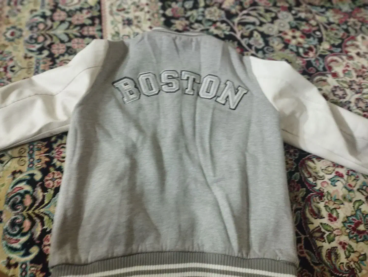 کافشن بامبر|لباس|بروجرد, |دیوار