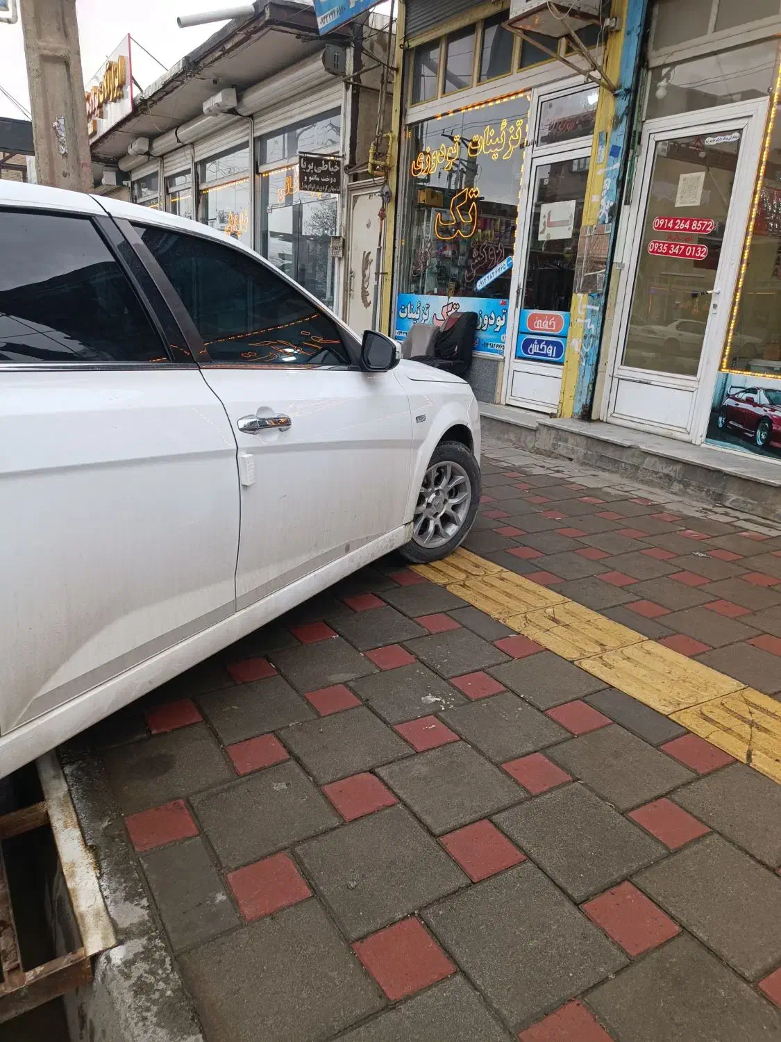 دنا پلاس ۹۸|خودرو سواری و وانت|پیرانشهر, |دیوار