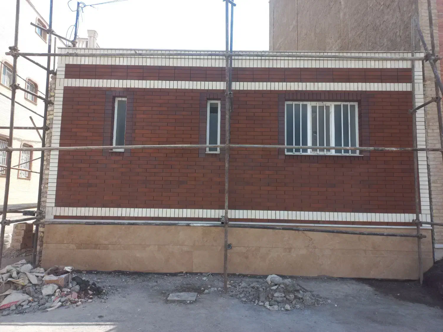 اجرای نمای سفال وسنگ|خدمات پیشه و مهارت|کرمان, |دیوار