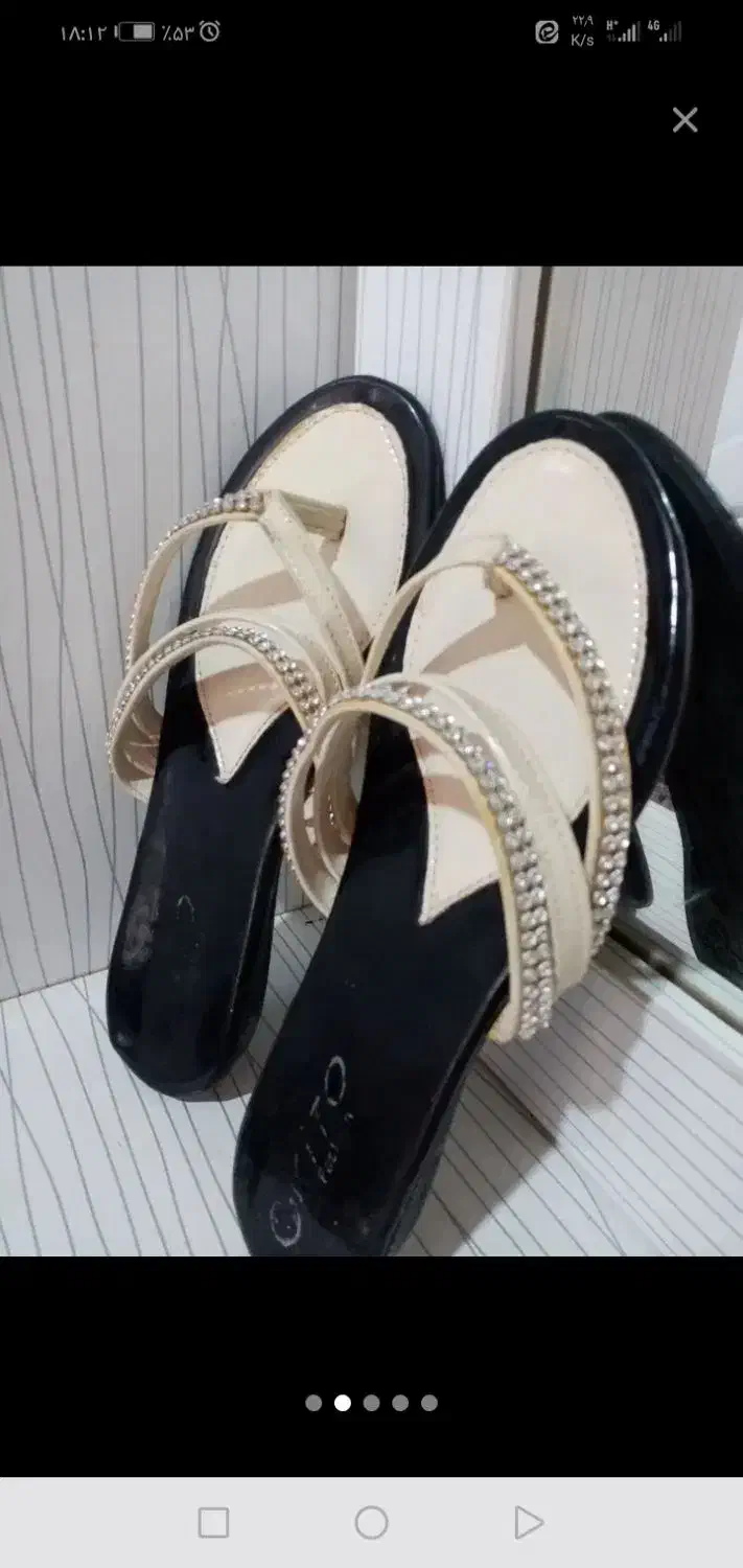 صندل|کیف، کفش، کمربند|خمام, |دیوار