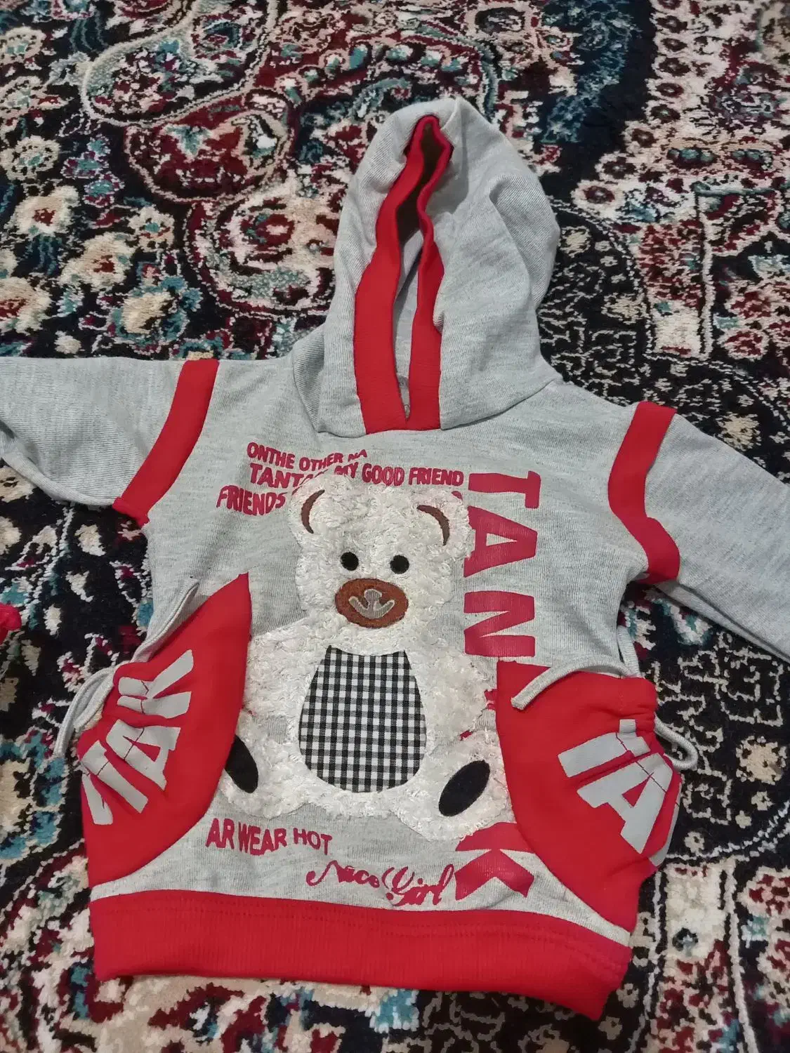 هودی بچگانه|کفش و لباس بچه|محمدشهر, شهرک چمران|دیوار