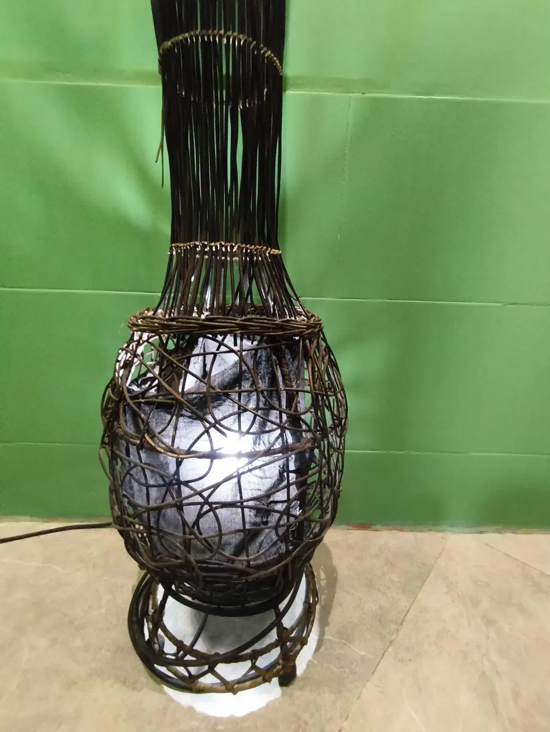 آباژور کنار سالنی طرح مرداب|چراغ خواب و آباژور|مشهد, امیریه|دیوار