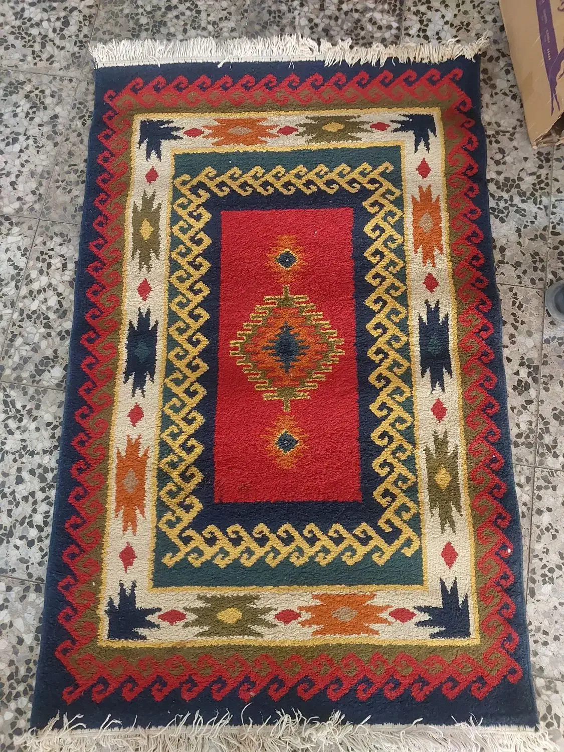 قالیچه کودک و قالیچه سنتی بسیار شیک|گلیم، جاجیم، گبه|شیراز, زرهی|دیوار