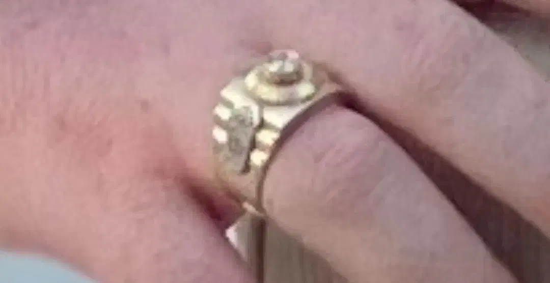 گمشده|اشیا|ارومیه, |دیوار