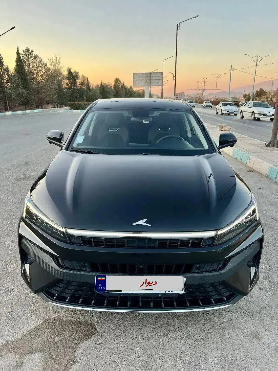 KMC j7 مدل۱۴۰۲|خودرو سواری و وانت|مشهد, کلاهدوز|دیوار