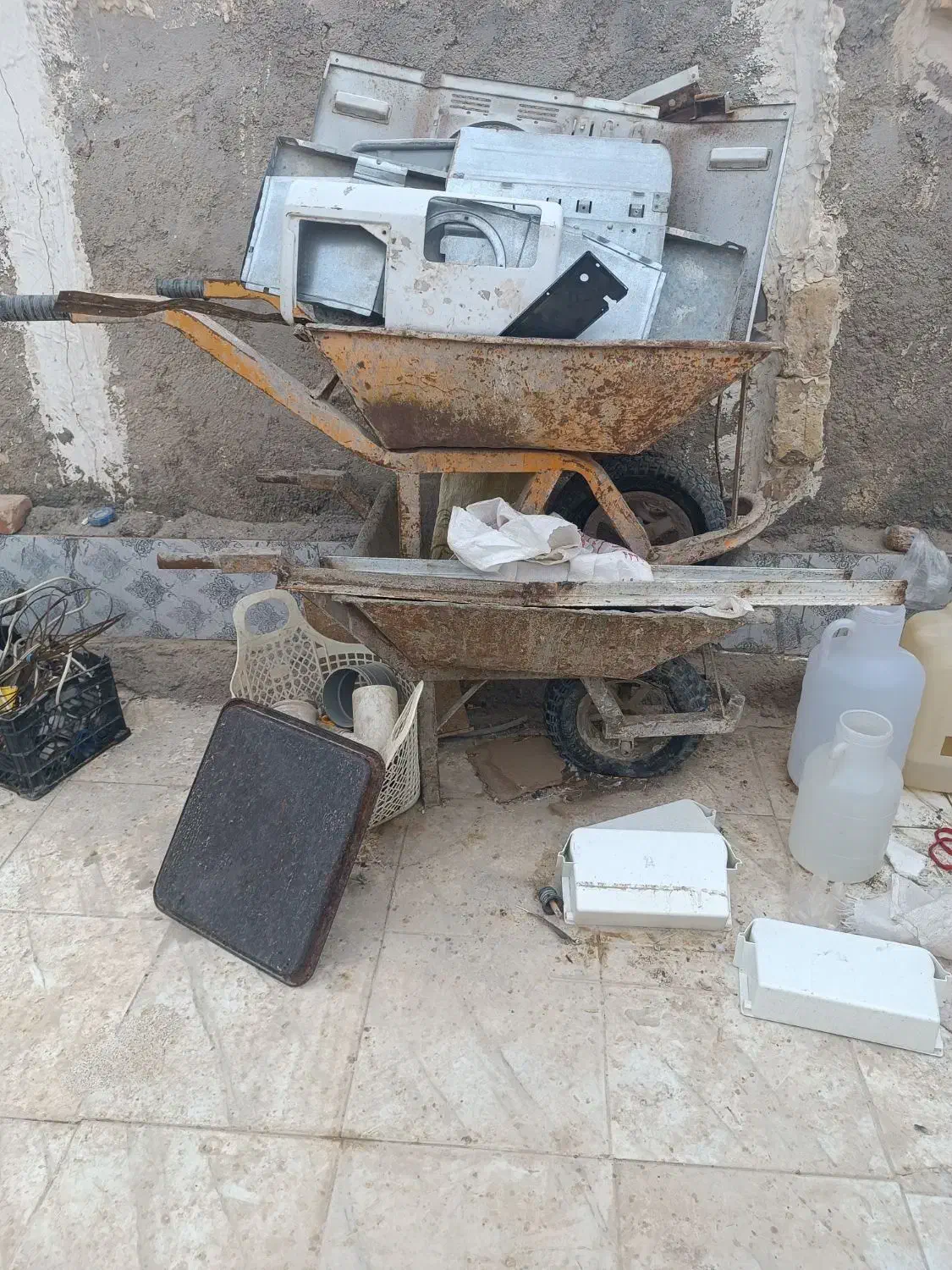 فرقون|ابزارآلات|زابل, |دیوار