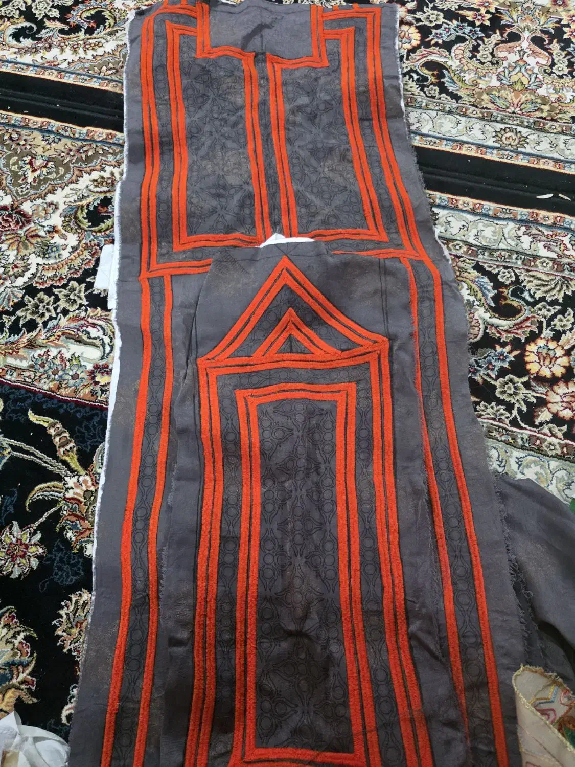 لباس تپه ای|لباس|چابهار, |دیوار