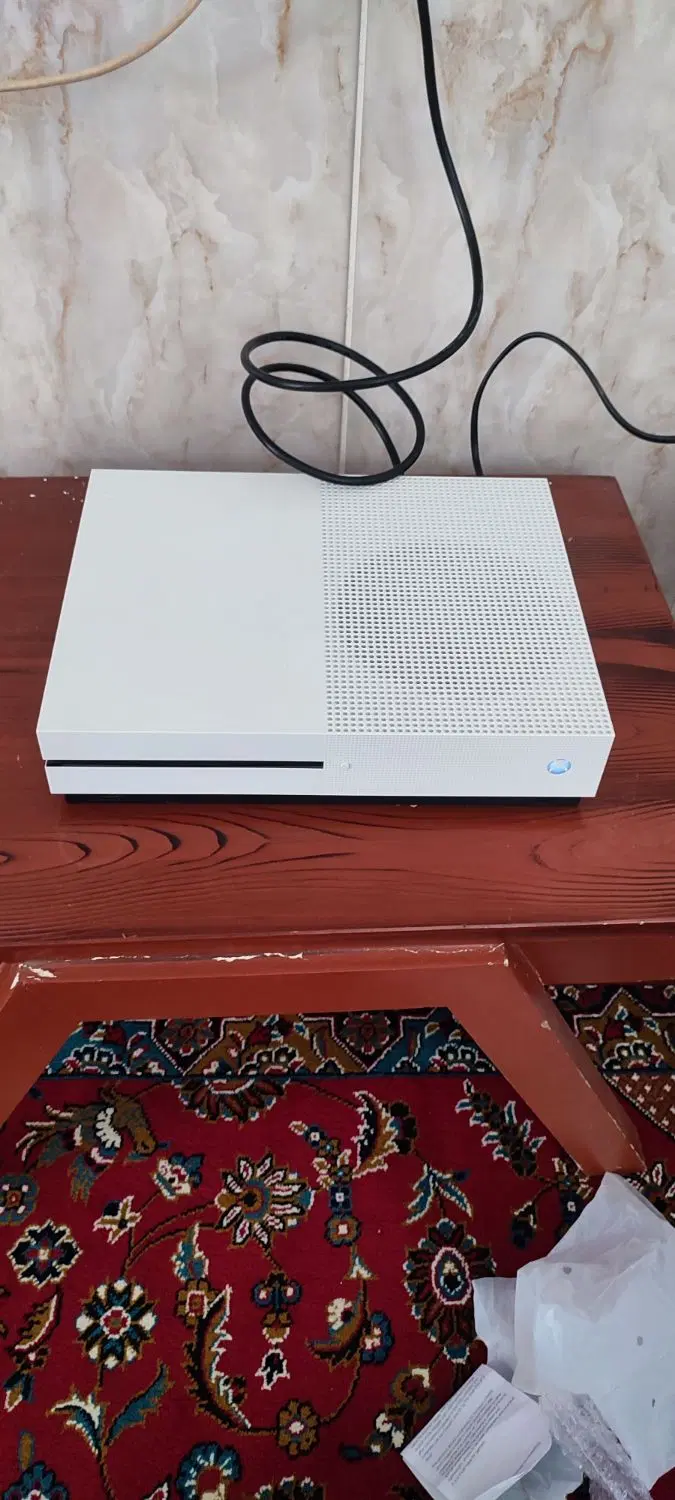 Xbox one s 1tr|کنسول، بازی ویدئویی و آنلاین|کاشمر, |دیوار