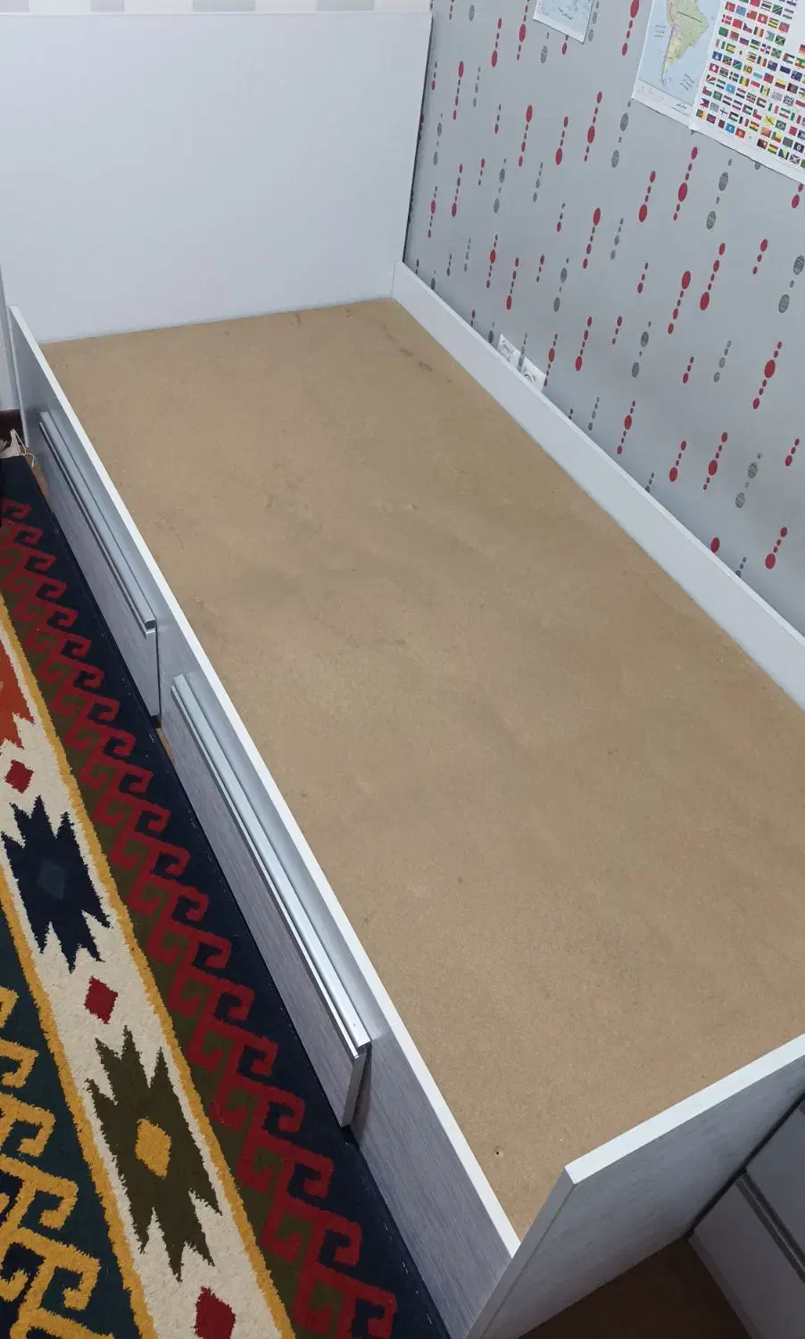 تخت خواب یک نفره جنس ام دی اف|تخت و سرویس خواب|شاهین‌شهر, گرگاب|دیوار