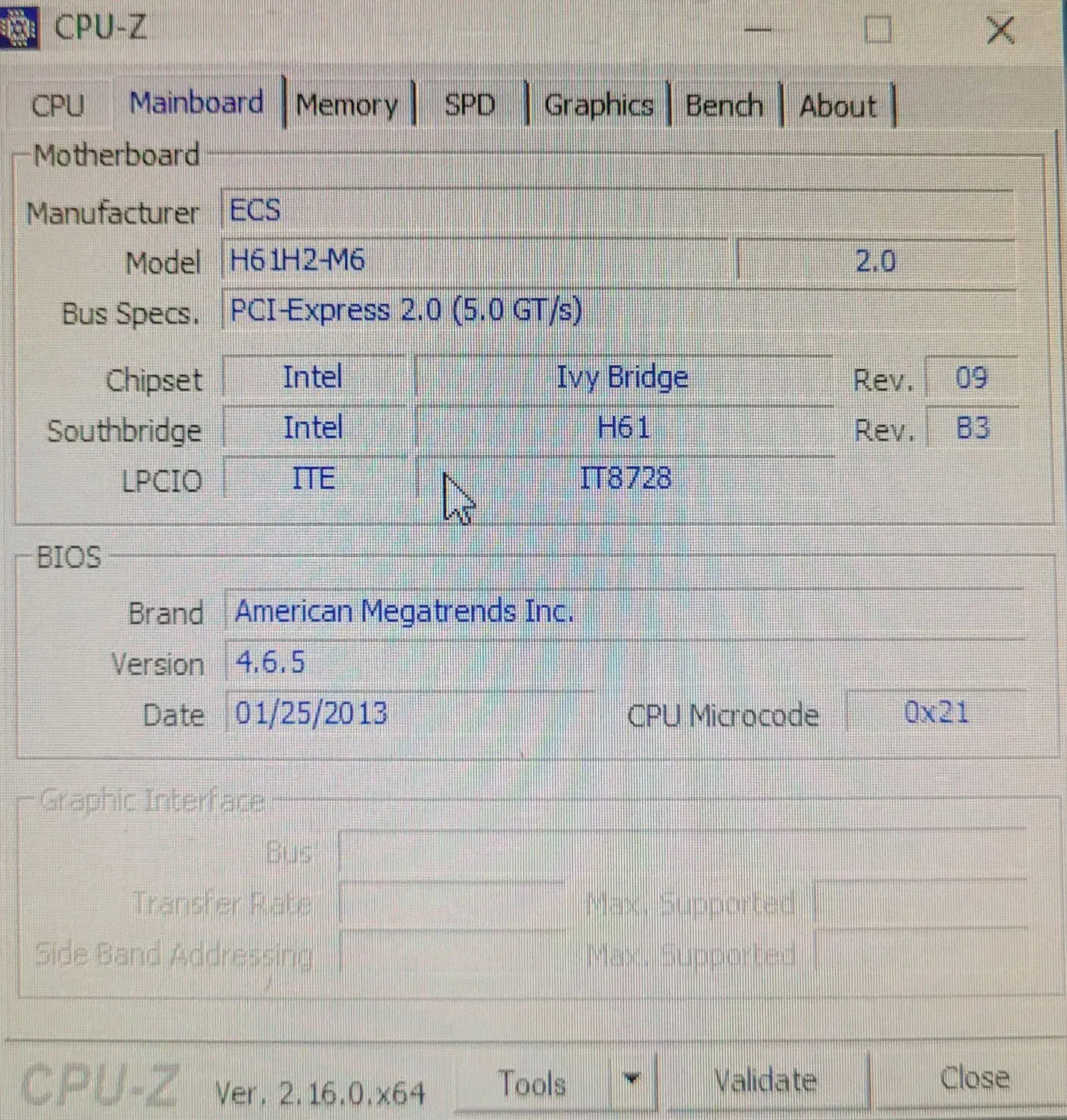 کامپیوتر با تمام متعلقات و میز و صندلی سالم|رایانه رومیزی|تهران, استاد معین|دیوار