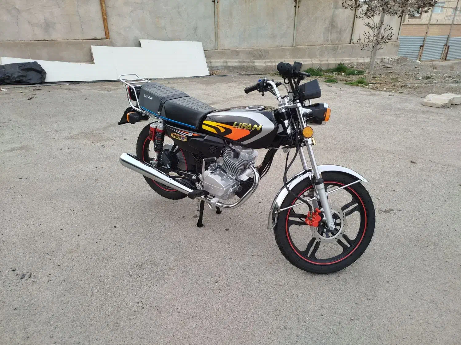 لیفان200مدل403|موتورسیکلت|بیرجند, |دیوار