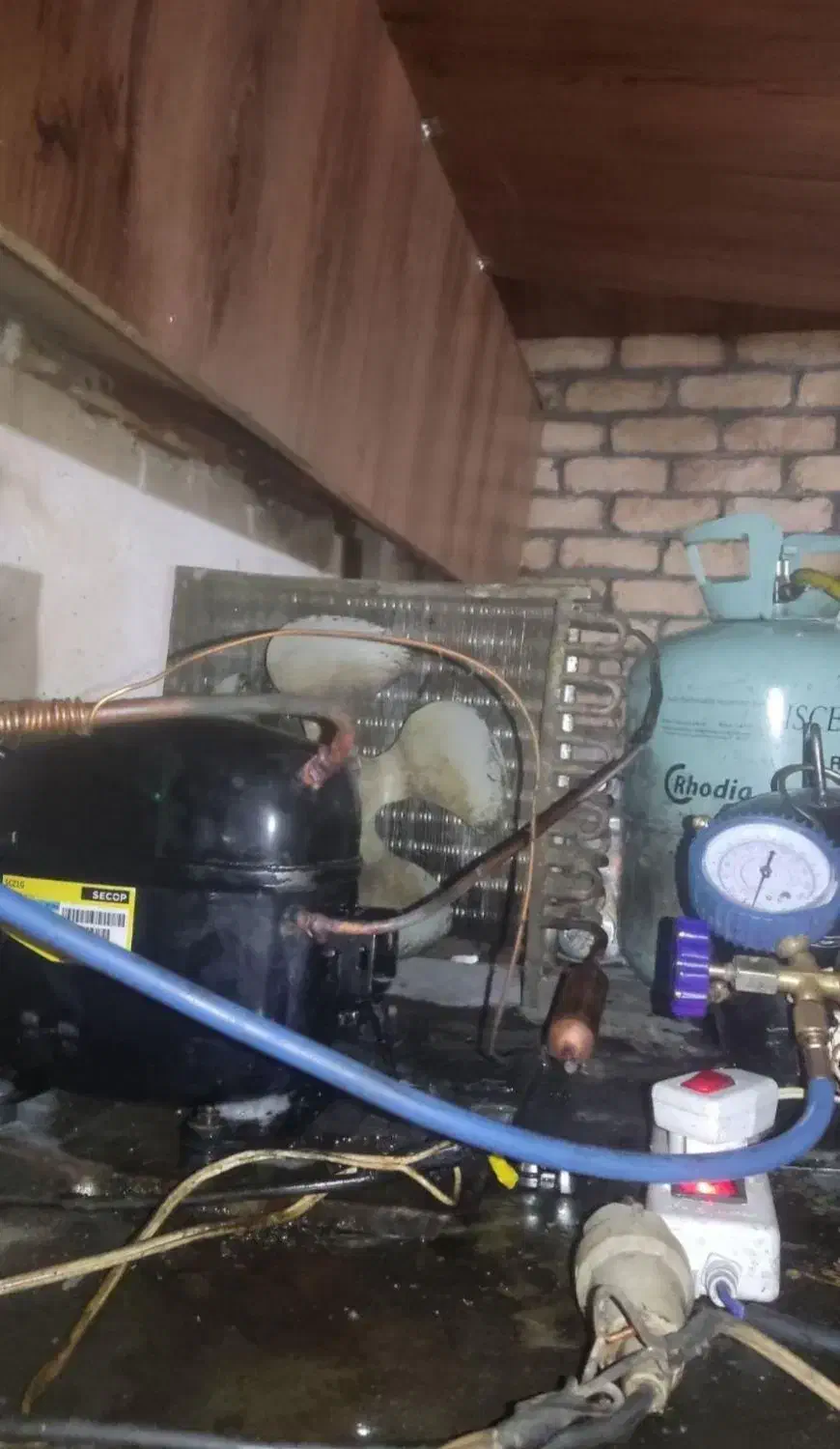 سرویس کار یخچال درب منزل|خدمات پیشه و مهارت|گلوگاه, |دیوار