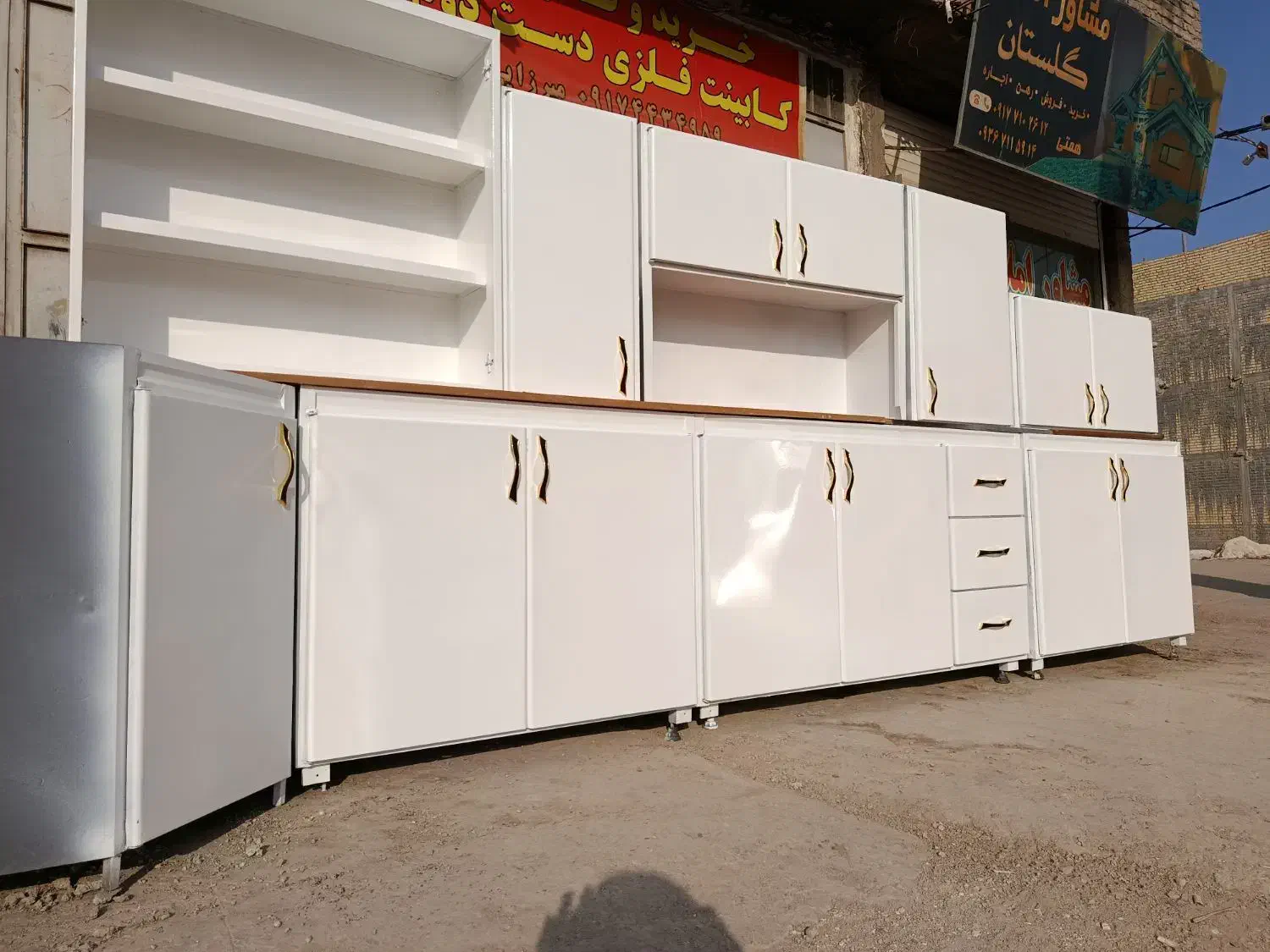 کابینت فلزی دست دوم ورق۷۰تمیز مرتب در حد صفر|مصالح و تجهیزات ساختمان|شیراز, ماه فیروزان|دیوار