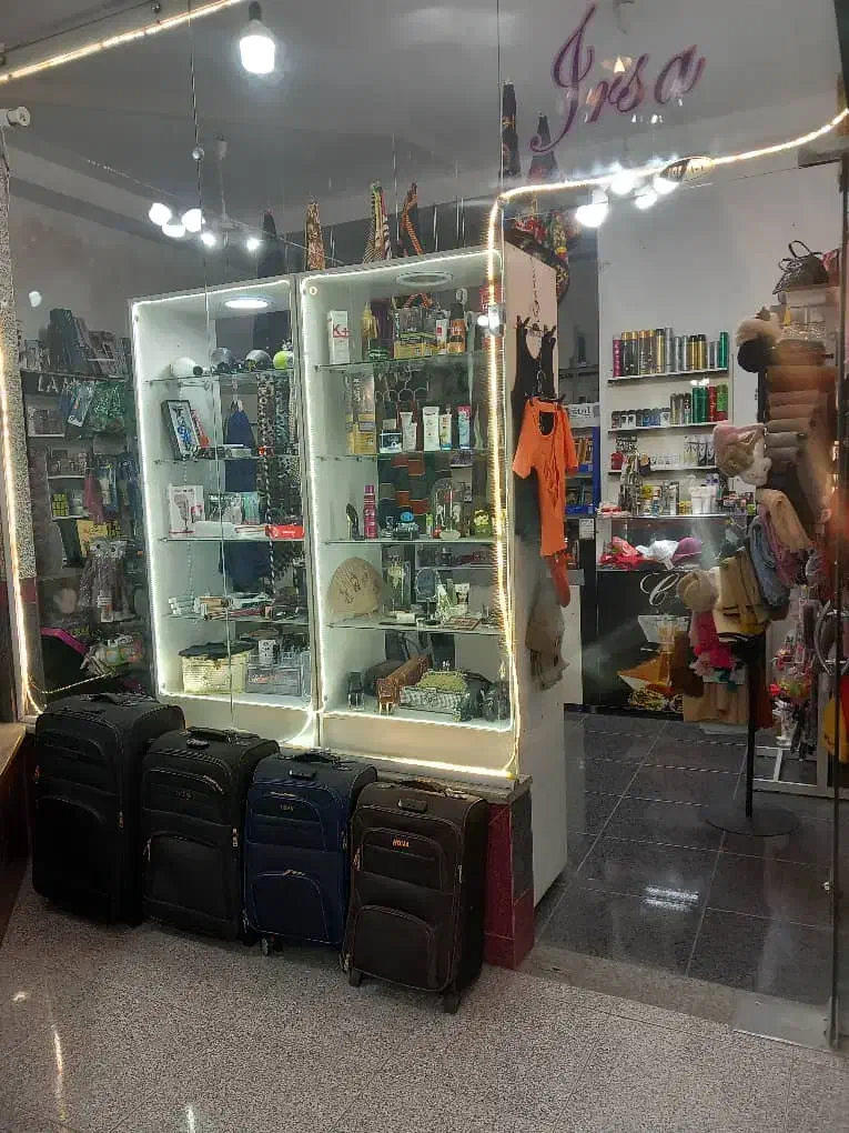 فروش مغازه ۲۵ متری در پاساژ نامور با اجناس مغازه|فروش مغازه و غرفه|خسروشاه, |دیوار