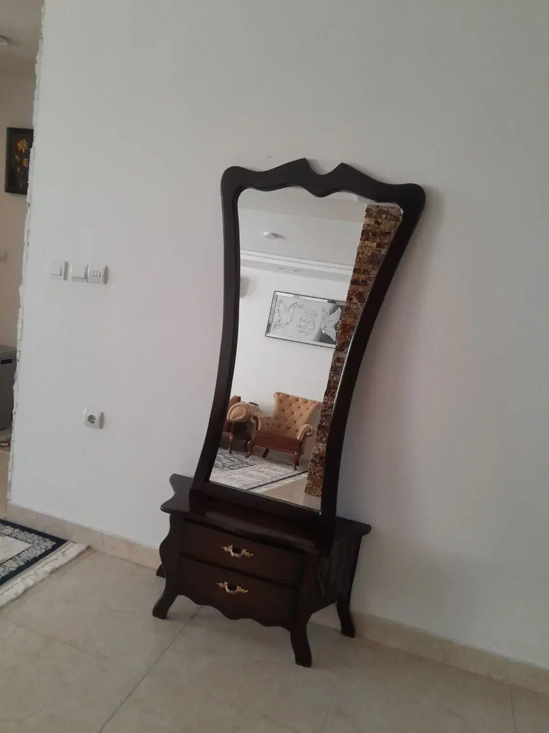 آینه|مبلمان خانگی و میز عسلی|ایلام, |دیوار