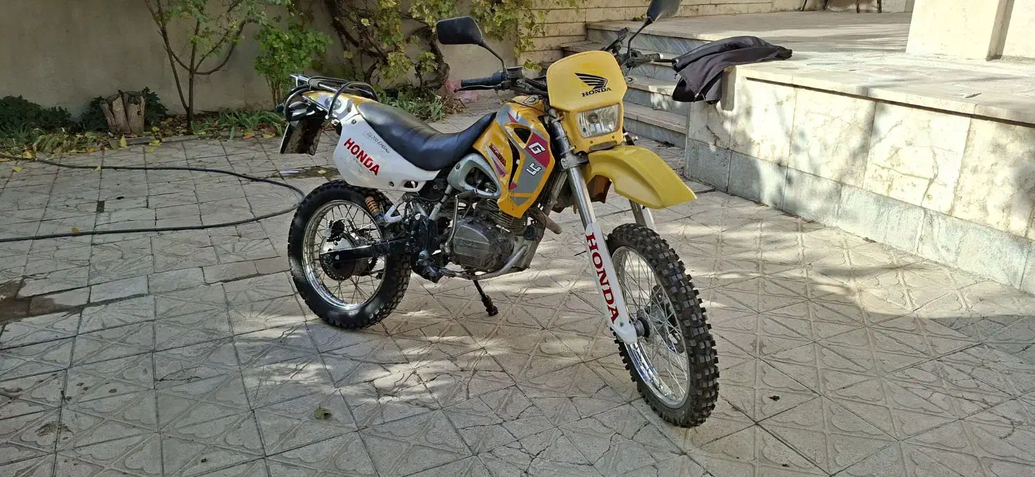 فروش تریل مدارک دار وتکمیل|موتورسیکلت|کرمانشاه, |دیوار