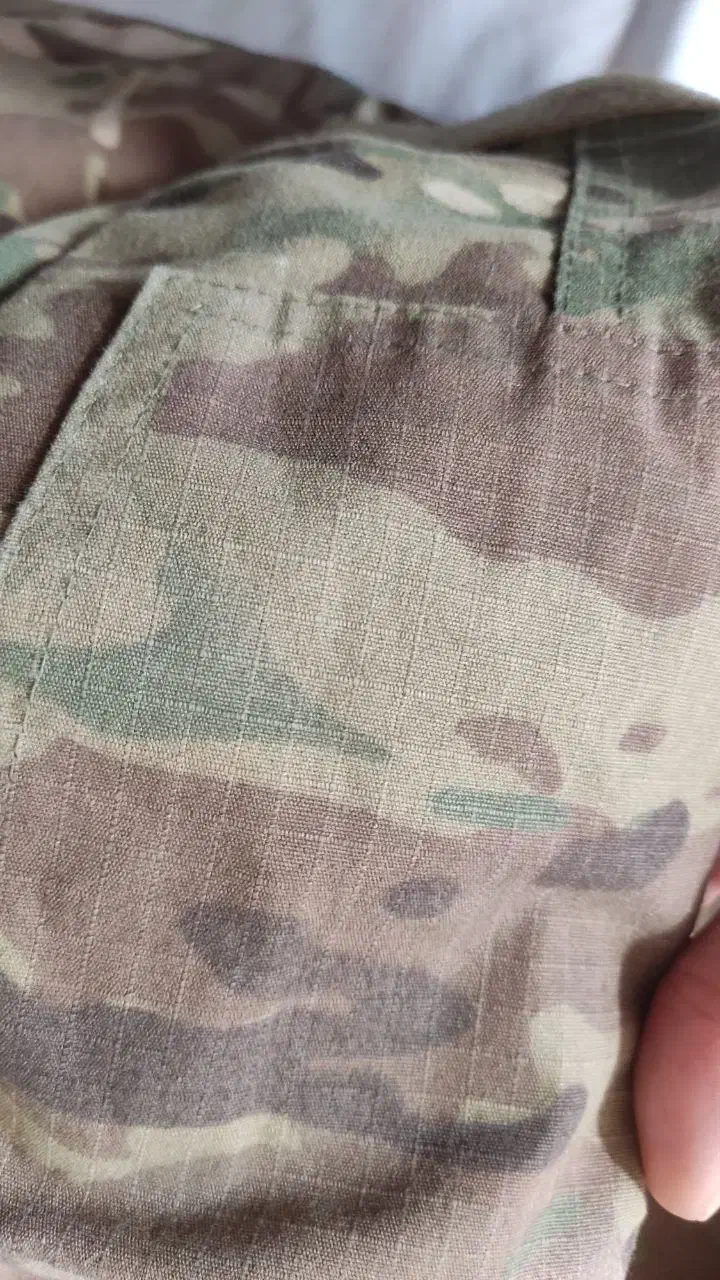 لباس نظامی مولتی‌کم|لباس|شیراز, لشکری‎|دیوار