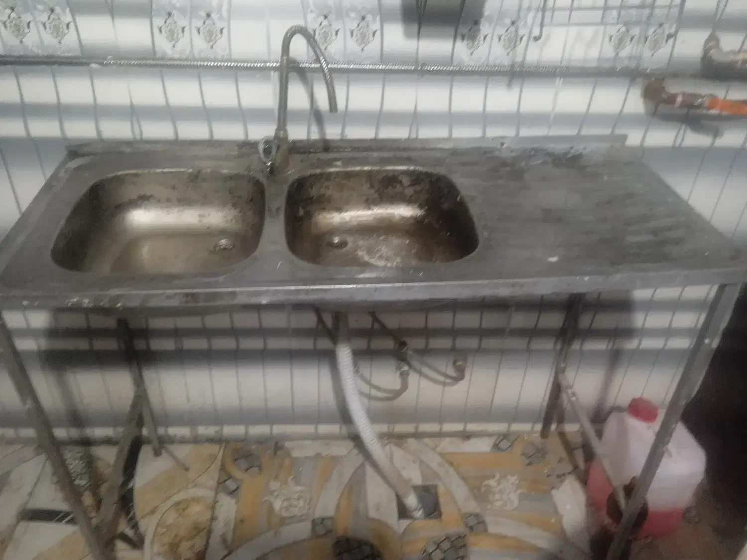 سینک تک ودوقولو|آب‌چکان و نظم‌دهنده ظروف|فسا, |دیوار