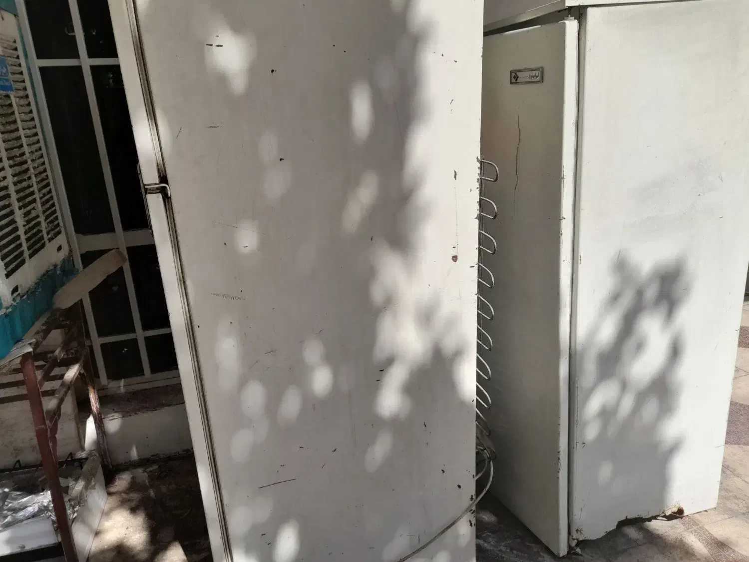 یخجال|یخچال و فریزر|شیراز, شاهچراغ|دیوار