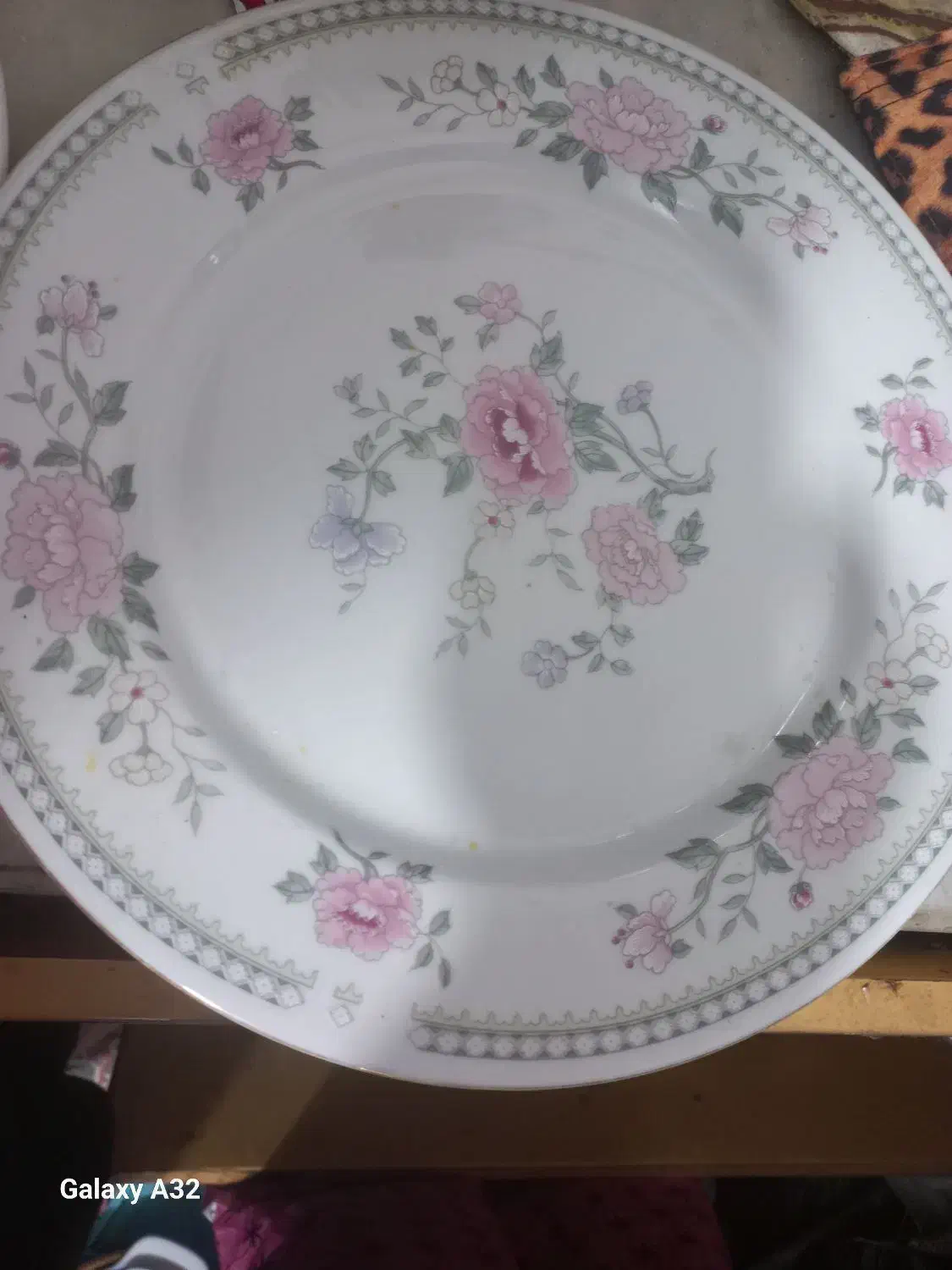 بشقاب چینی اصل|ظروف سرو و پذیرایی|اهواز, نادری|دیوار