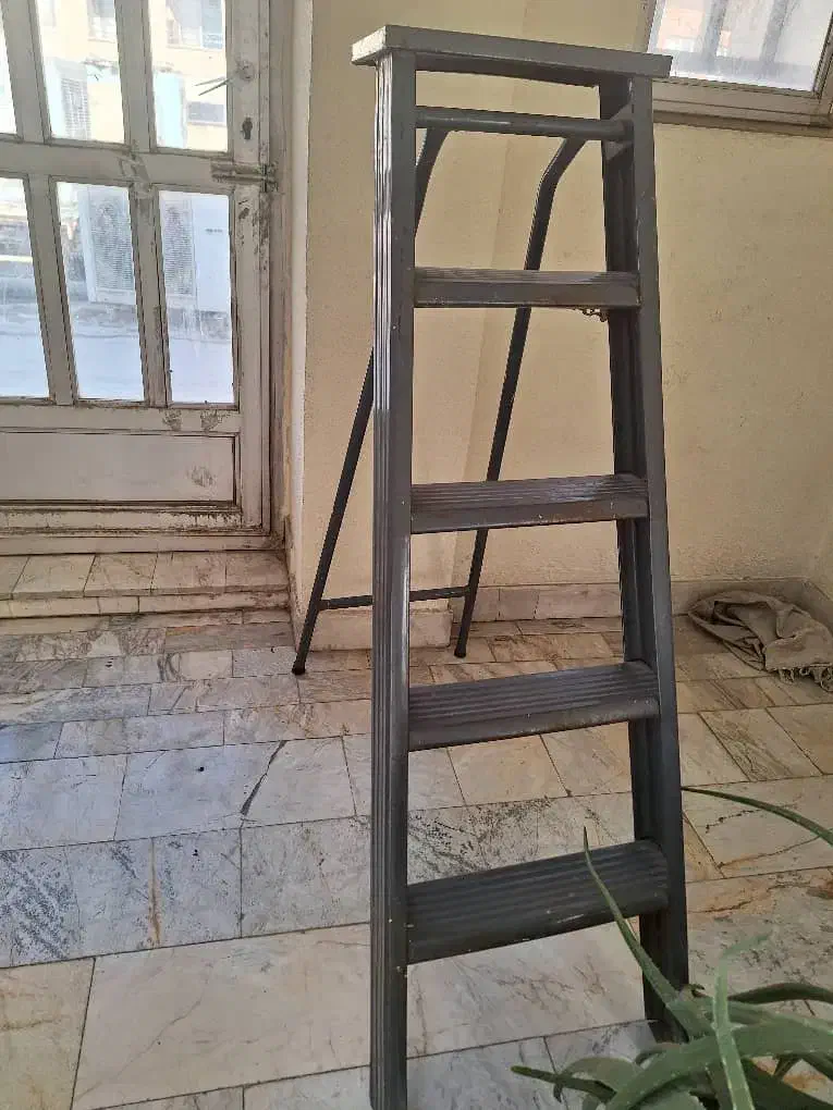نردبان فلزی|ابزارآلات|تهران, ظفر|دیوار