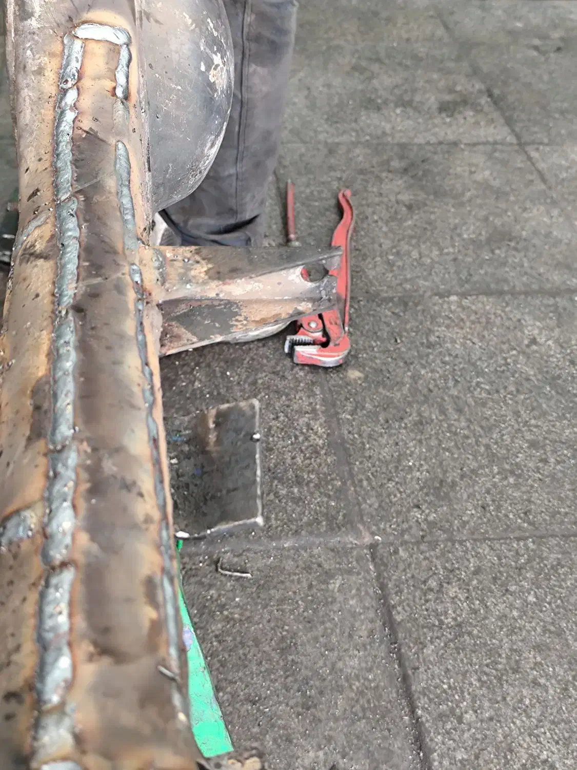 اریسان.کارا.مزداپوسته دفرانسیال تابگیری.تقویت.جوش|خدمات موتور و ماشین|مشهد, الهیه|دیوار