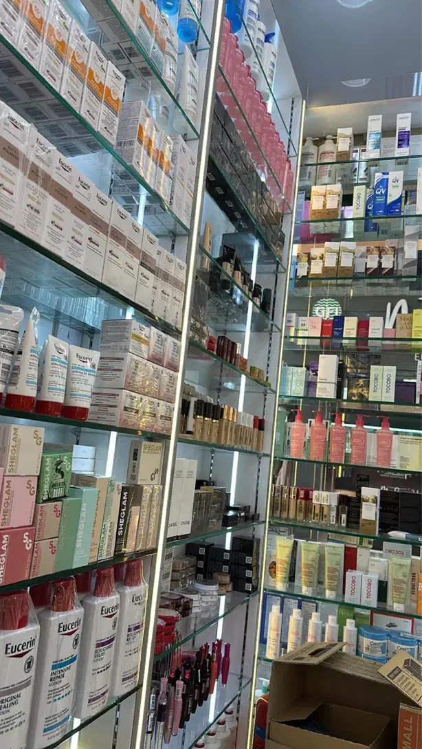 همکاری در فروش انلاین لوازم ارایشی|استخدام بازاریابی و فروش|تهران, میدان ولیعصر|دیوار